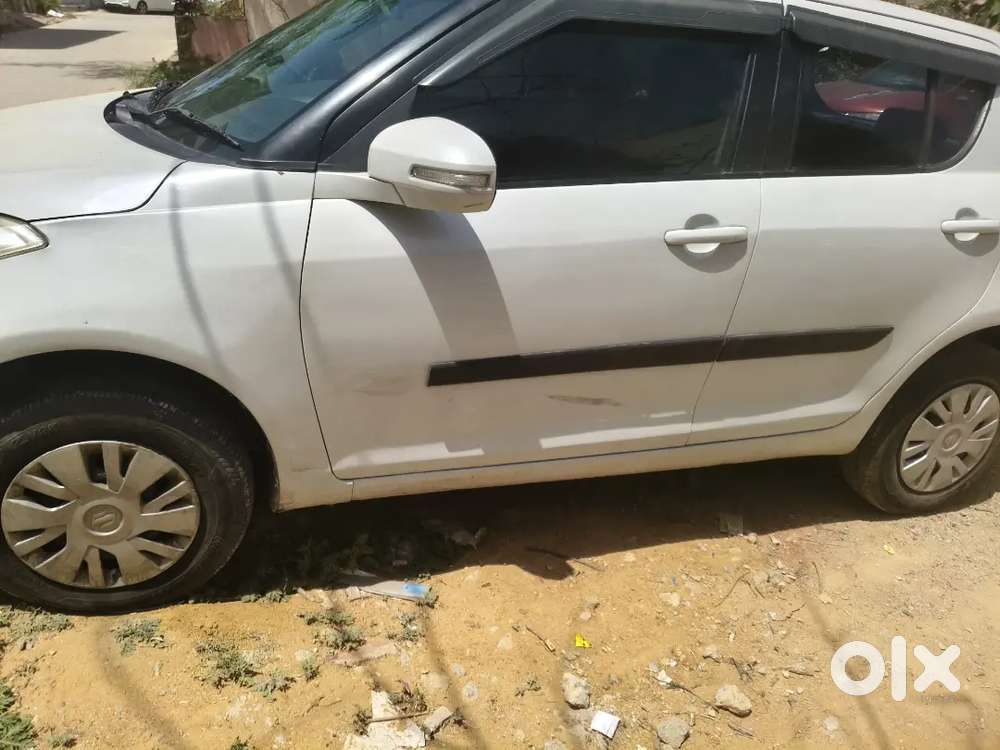Maruti Suzuki Swift 2011 Diesel 82000 Km Driven