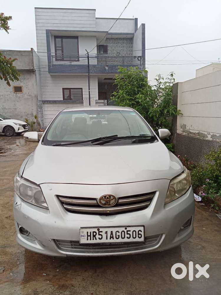 Toyota Corolla Altis