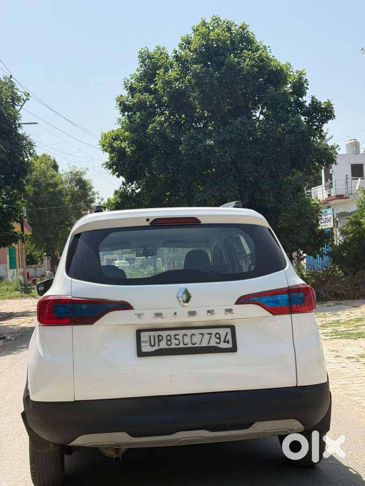 Renault Triber Rxt, 2022, Petrol