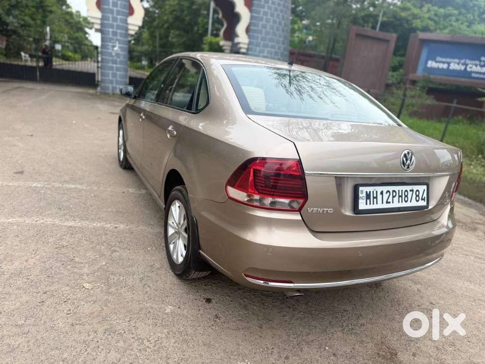 Volkswagen Vento 1.2 Tsi Highline Plus At, 2017, Petrol