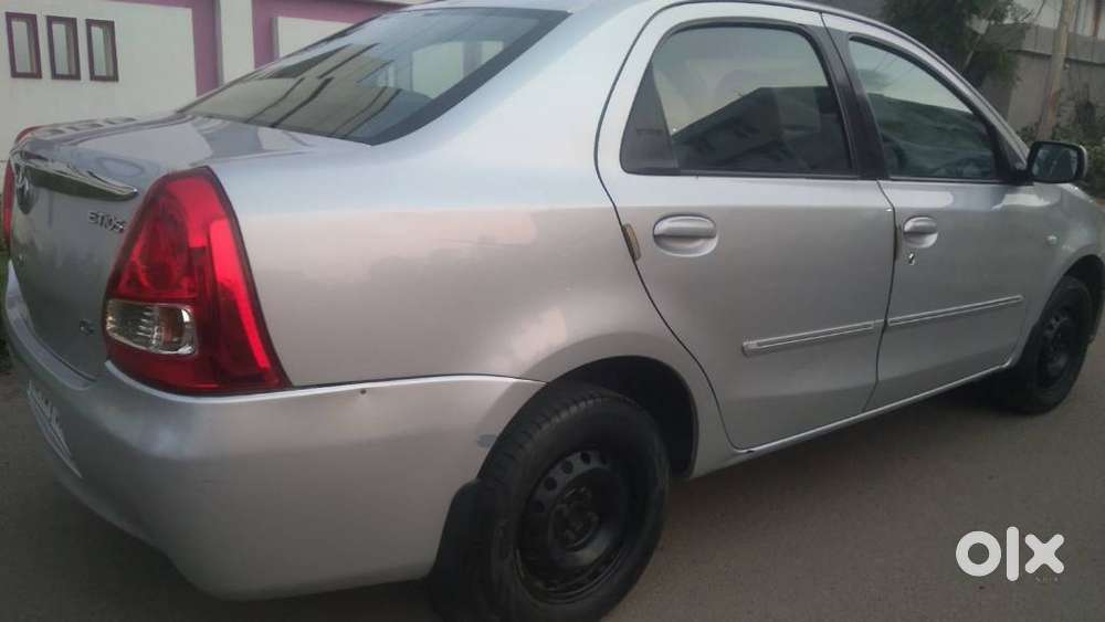 Toyota Etios, 2011, Petrol