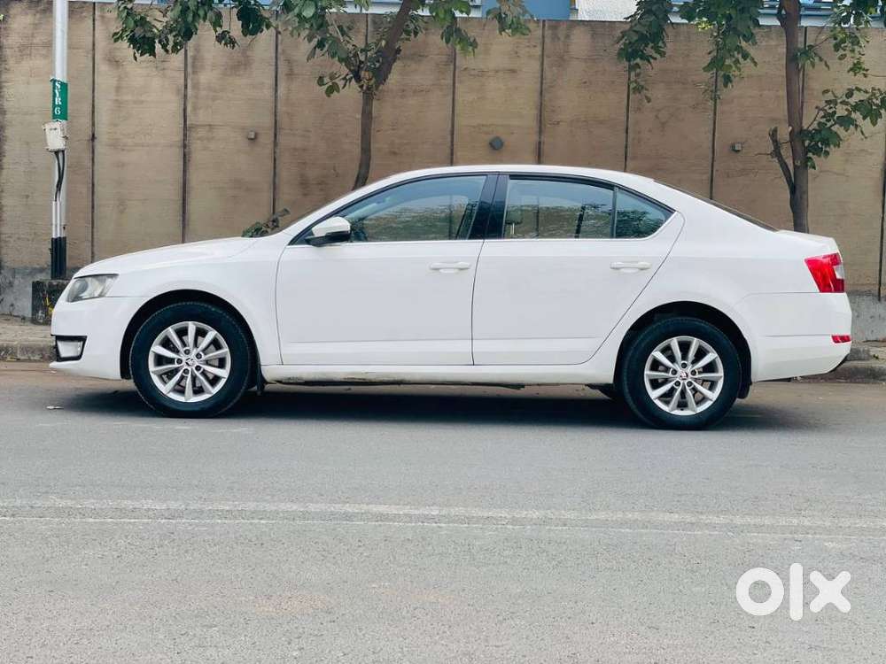 Skoda Octavia 2.0 Ambition Tdi Cr At, 2015, Diesel