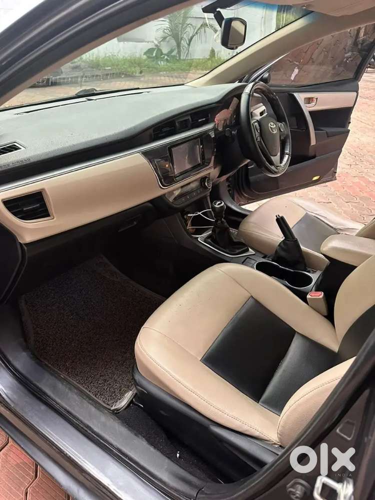 Toyota Corolla Altis 2014