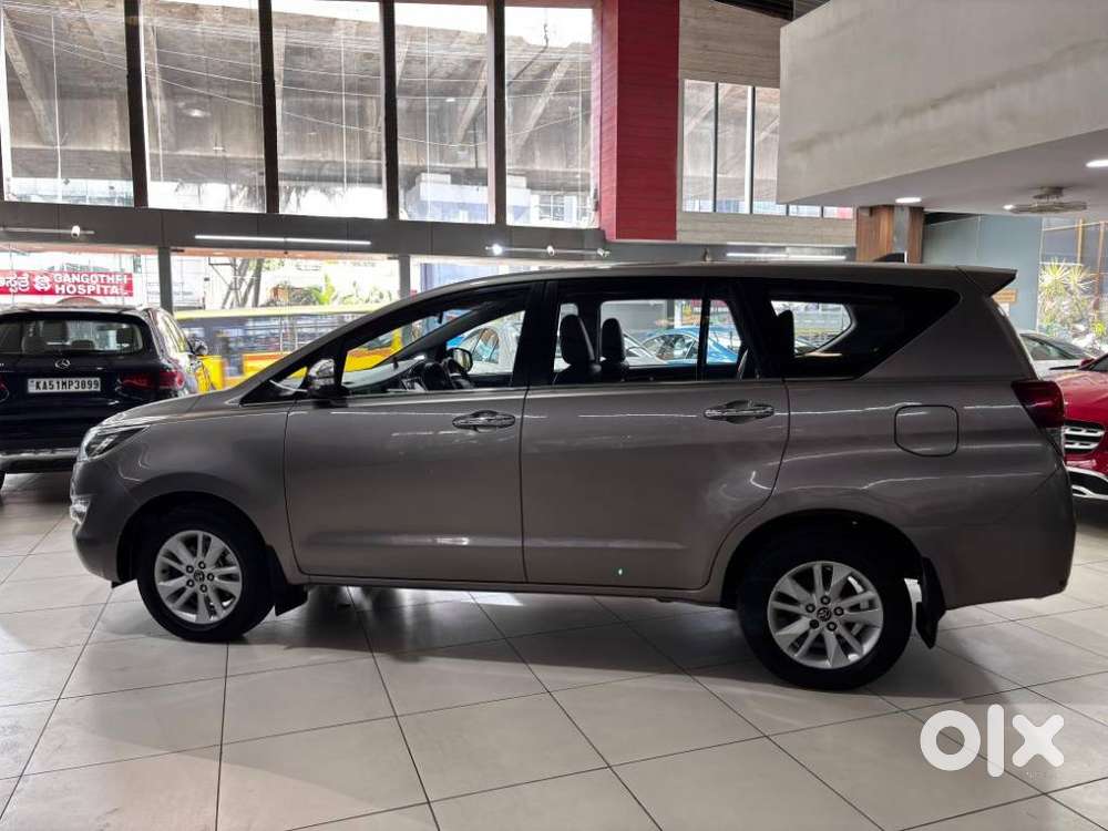 Toyota Innova Crysta 2.5z, 2017, Diesel