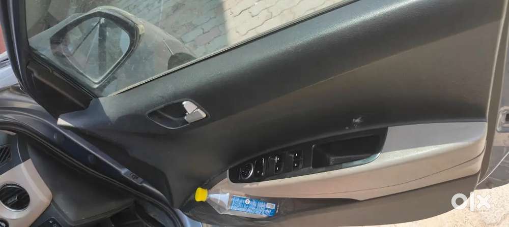 Hyundai Grand I10 2013 Diesel Manual Tyre And Battery New  Average 20+