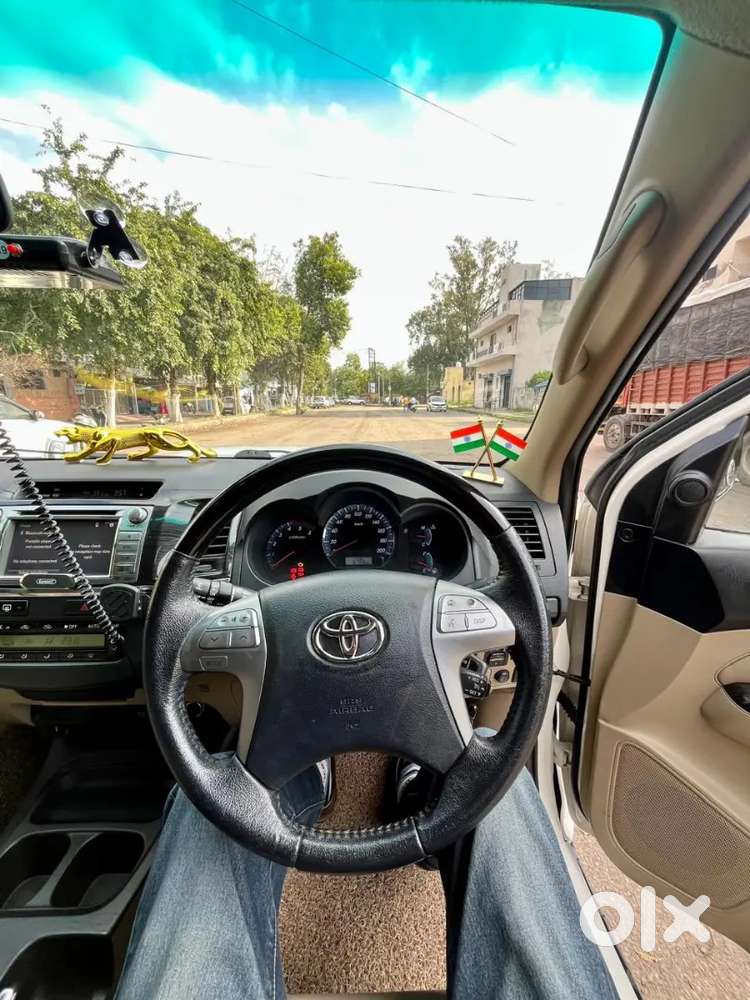 Toyota Fortuner 2015 Diesel 162000 Km Driven