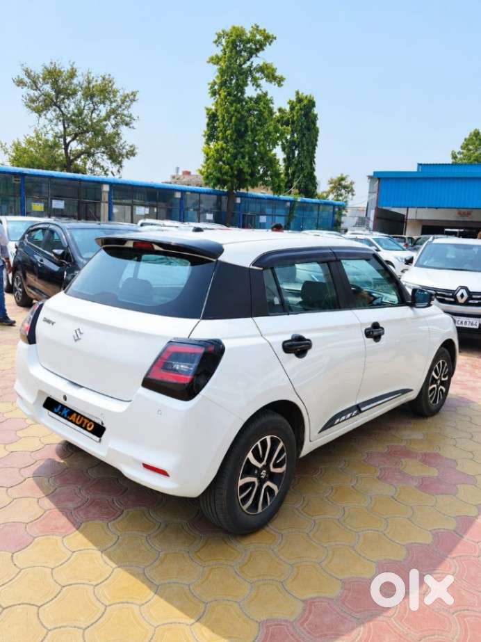 Maruti Suzuki Swift 1.2 Vxi (o), 2026, Petrol