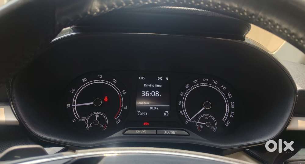 Skoda Slavia 1.0 Ambition Tsi At, 2022, Petrol