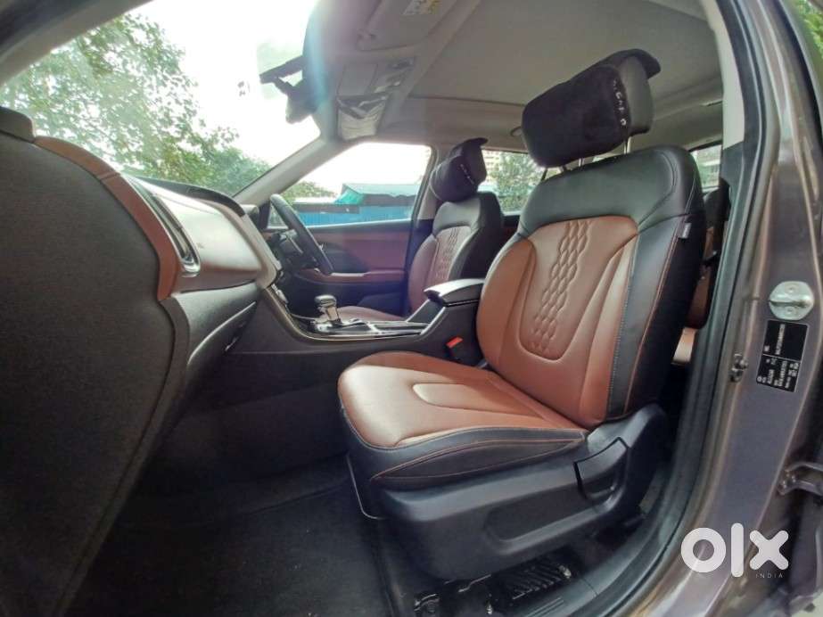 Hyundai Alcazar 2.0 Signature (o) Petrol At 6 Str, 2021, Petrol