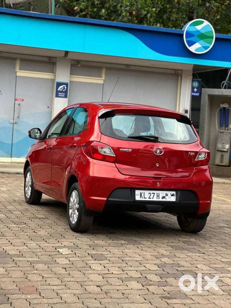 Tata Tiago Xza, 2018, Petrol