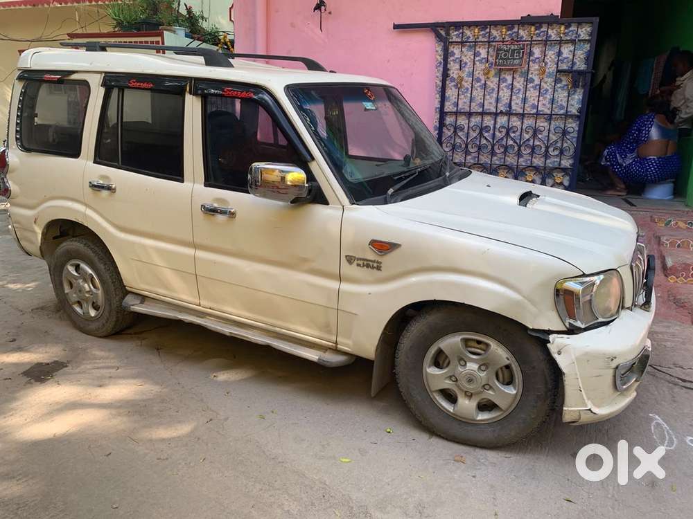 Mahindra Scorpio 2013 Diesel Well Maintained