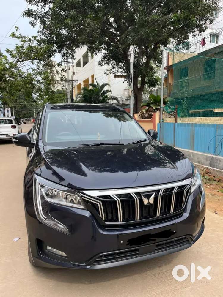 Mahindra Xuv700 2023 Diesel Well Maintained