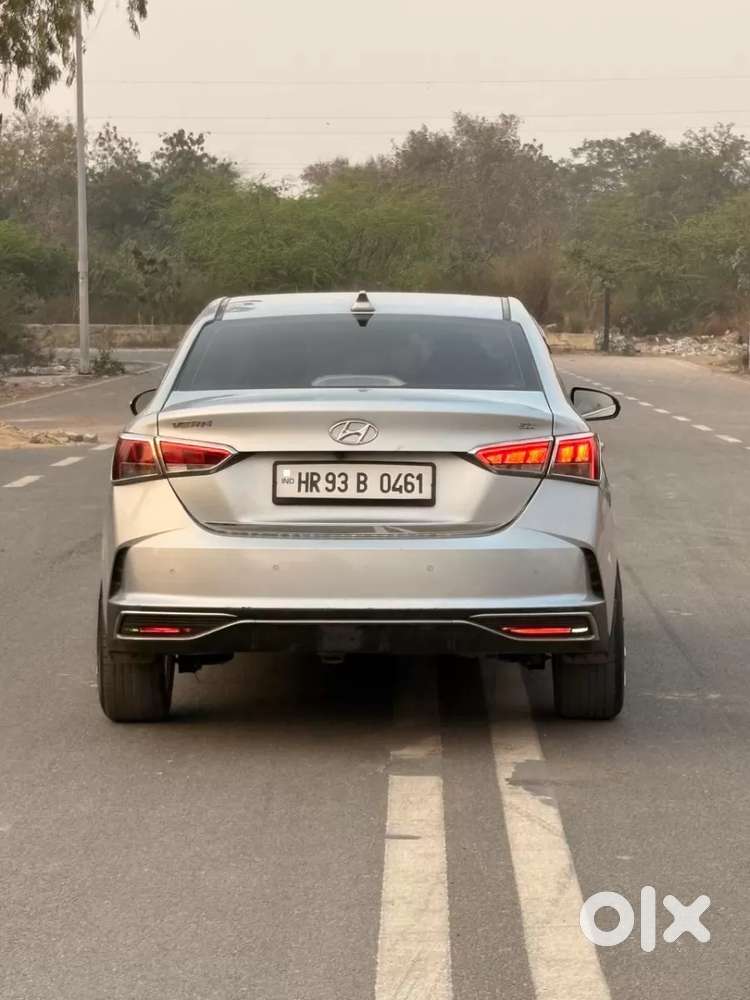 Hyundai Verna 1.6 Sx (o) Vtvt, 2022, Petrol