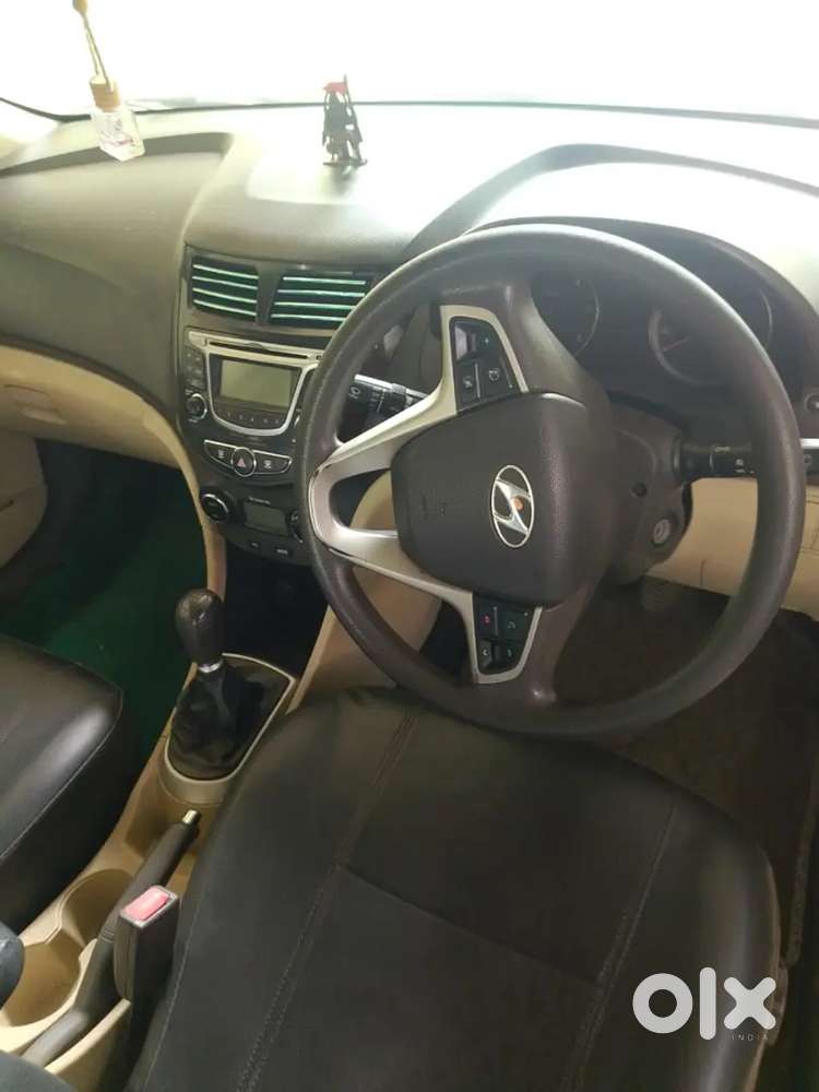 Hyundai Verna Crdi 2014.