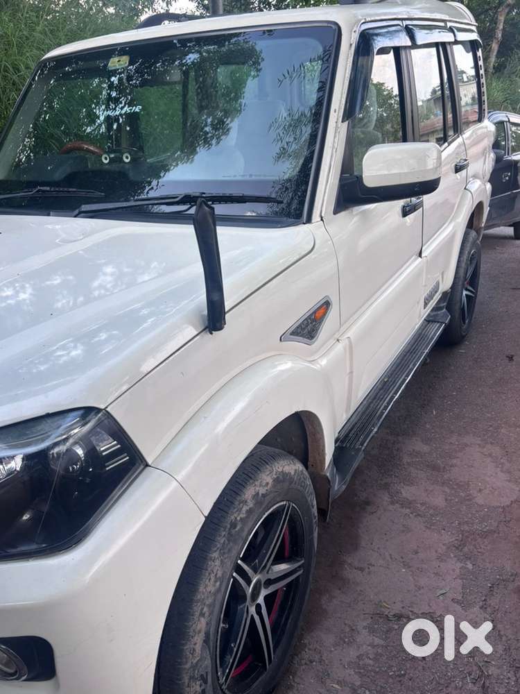 Mahindra Scorpio Diesel 2015