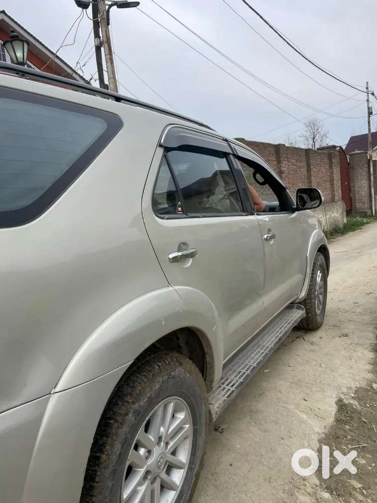 Toyota Fortuner 2013 Diesel Well Maintained