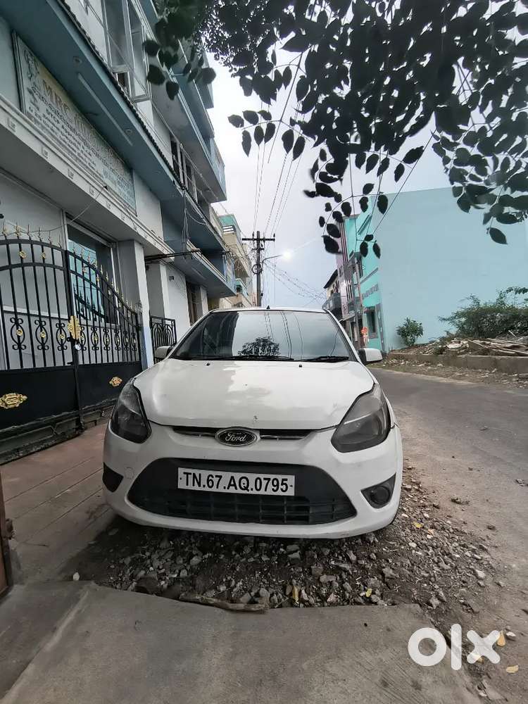 Ford Figo Petrol 2012