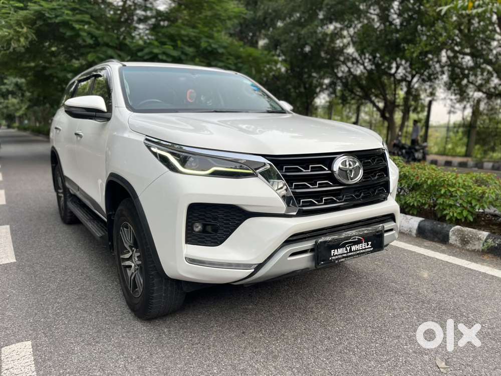 Toyota Fortuner 3.0 4x2 Automatic, 2022, Petrol
