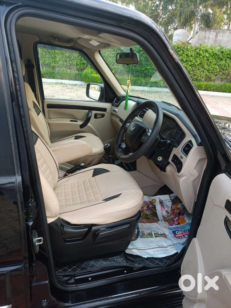 Mahindra Scorpio Classic 2.2 S 11 Mt 7 Str, 2022, Diesel