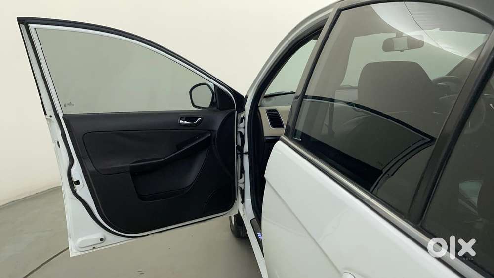 Tata Zest Revotron 1.2 Xt, 2016, Petrol