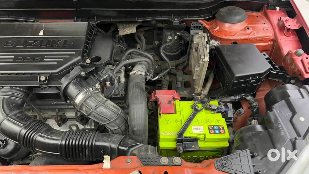 Maruti Suzuki Vitara Brezza Zdi+ Dual Tone Mt, 2016, Diesel