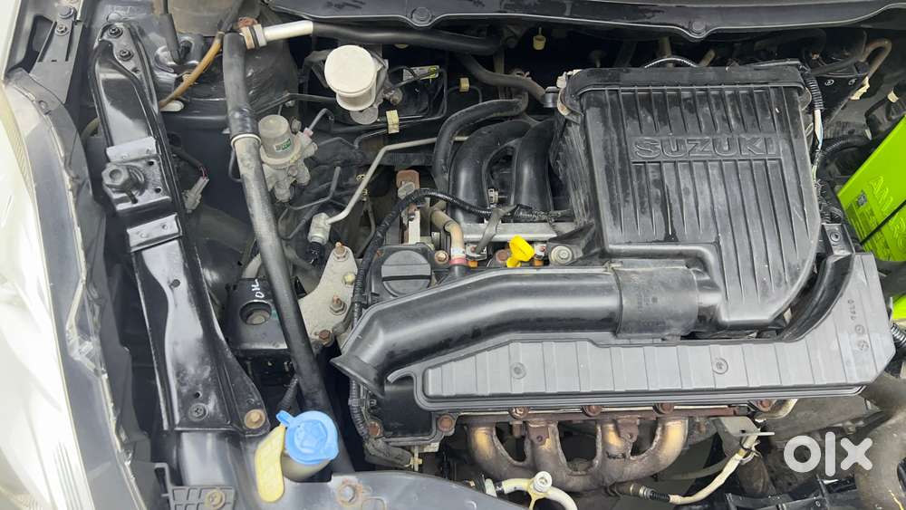 Maruti Suzuki Swift Dzire 1.3 Vxi, 2015, Petrol