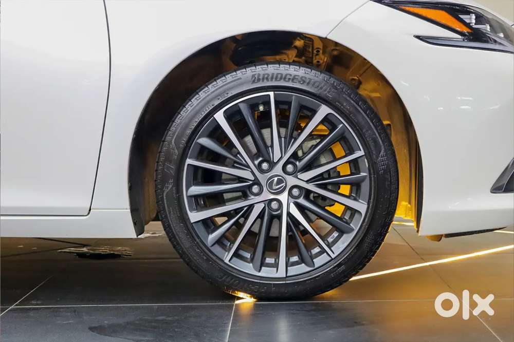 Lexus Es, 2022, Petrol