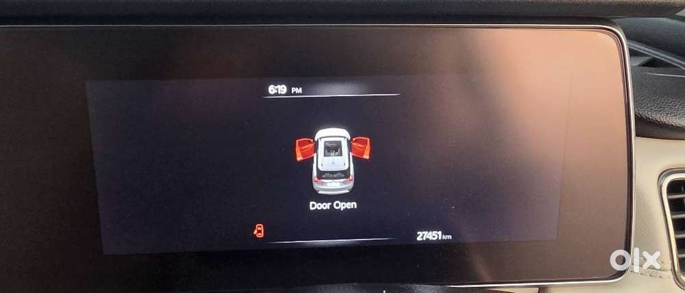 Mahindra Xuv700 2.2 Ax 7 Diesel Mt Luxury Pack Str, 2024, Diesel