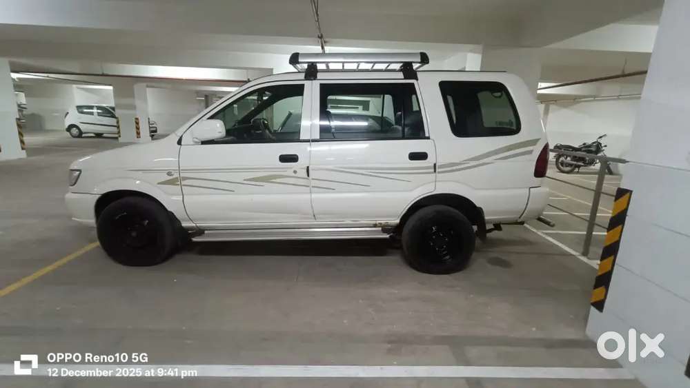 Chevrolet Tavera 2010 Diesel Well Maintained
