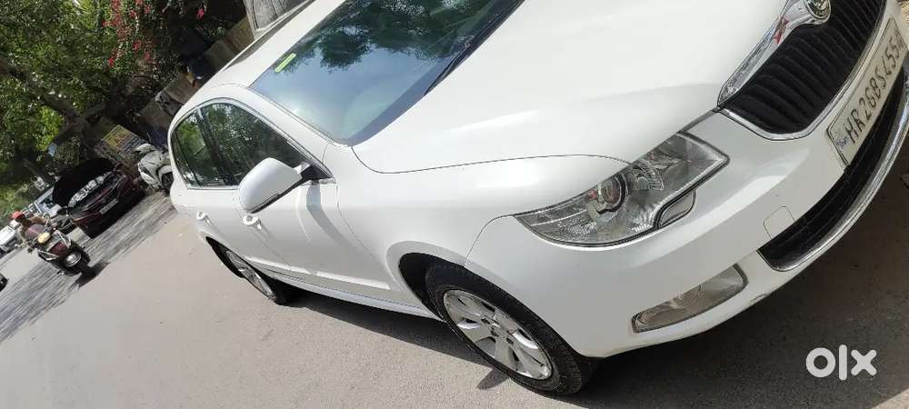 Skoda Superb Elegance 2012 Petrol Automatic