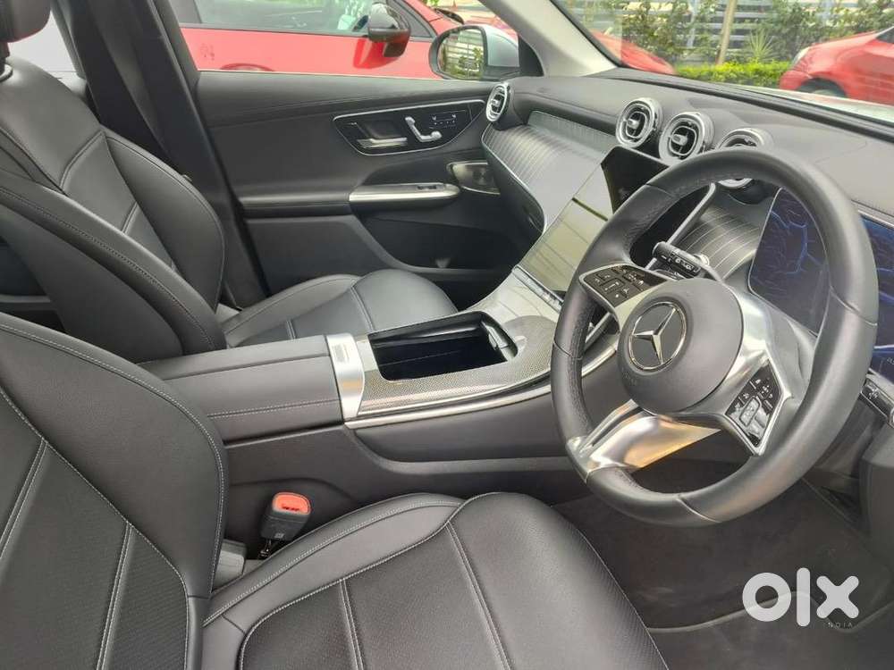 Mercedes-benz Glc 2025 Petrol Well Maintained