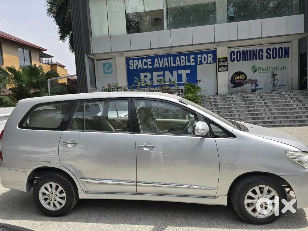 Toyota Innova 2.5 Vx 2014