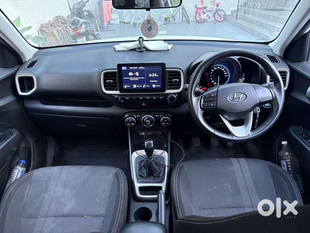 Hyundai Venue 1.2 S Plus, 2022, Petrol