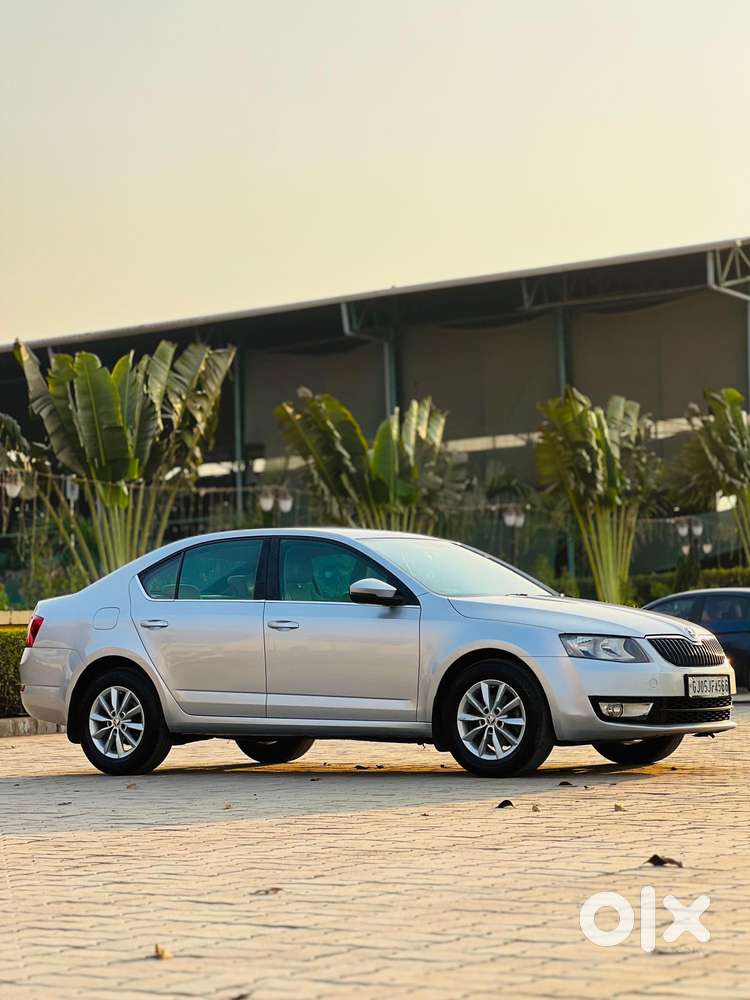 Skoda Octavia Ambition 2.0 Tdi At, 2013, Diesel