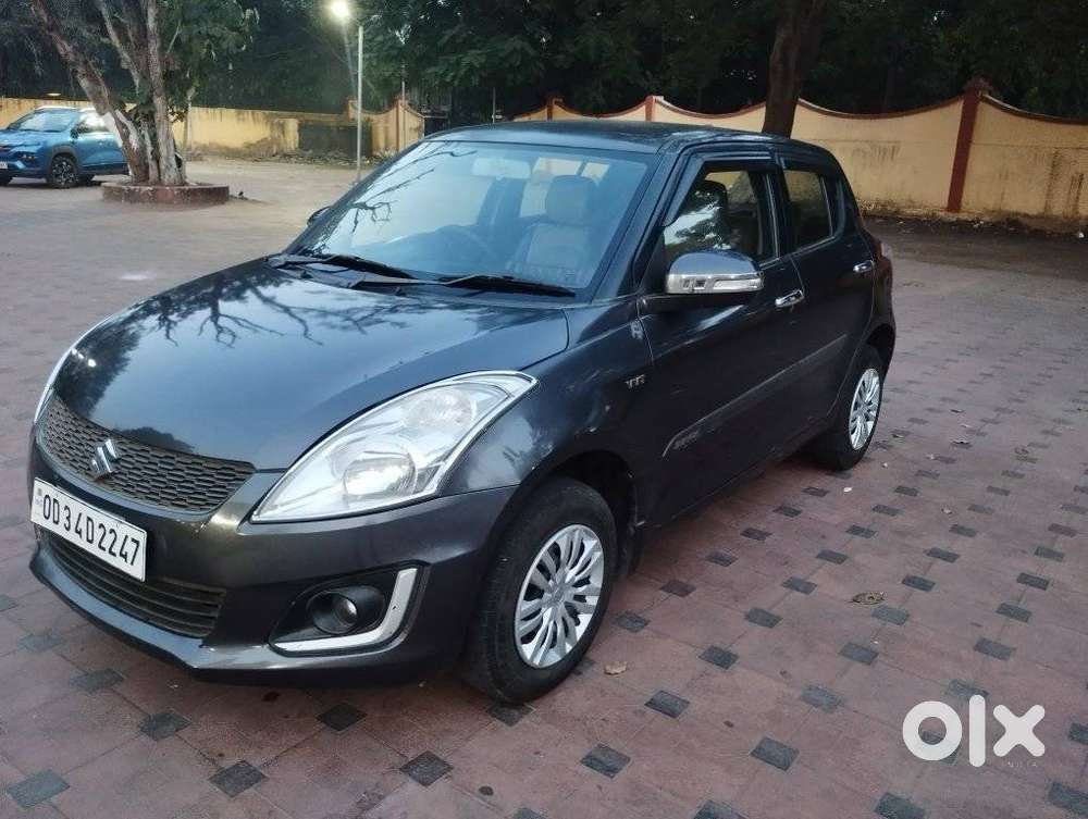 Maruti Suzuki Swift Vxi 1.2 Abs Bs-iv, 2018, Petrol