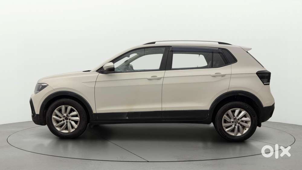 Volkswagen Taigun 1.0 Tsi Highline At, 2022, Petrol
