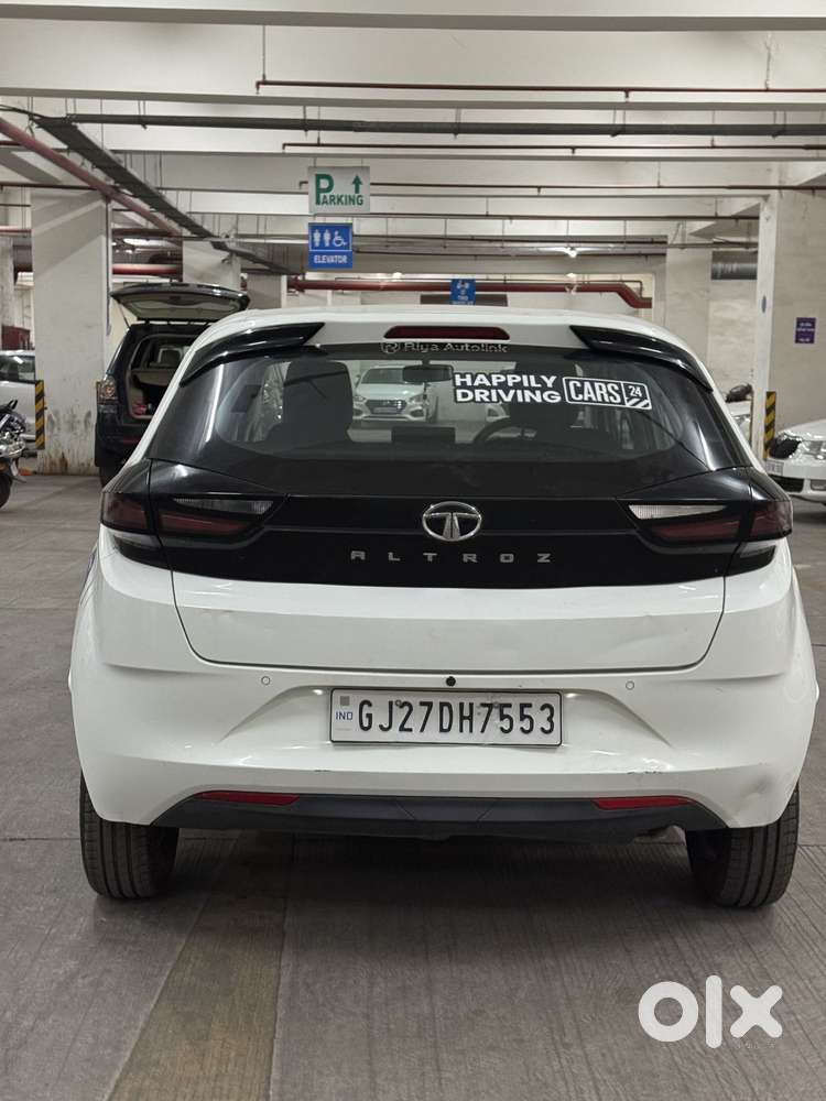 Tata Altroz Xm (s) Petrol, 2022, Petrol
