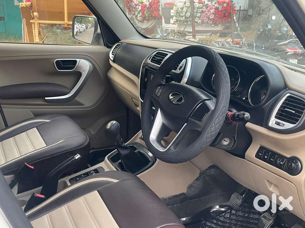 Mahindra Tuv 300 Mhawk100 T8, 2017, Diesel
