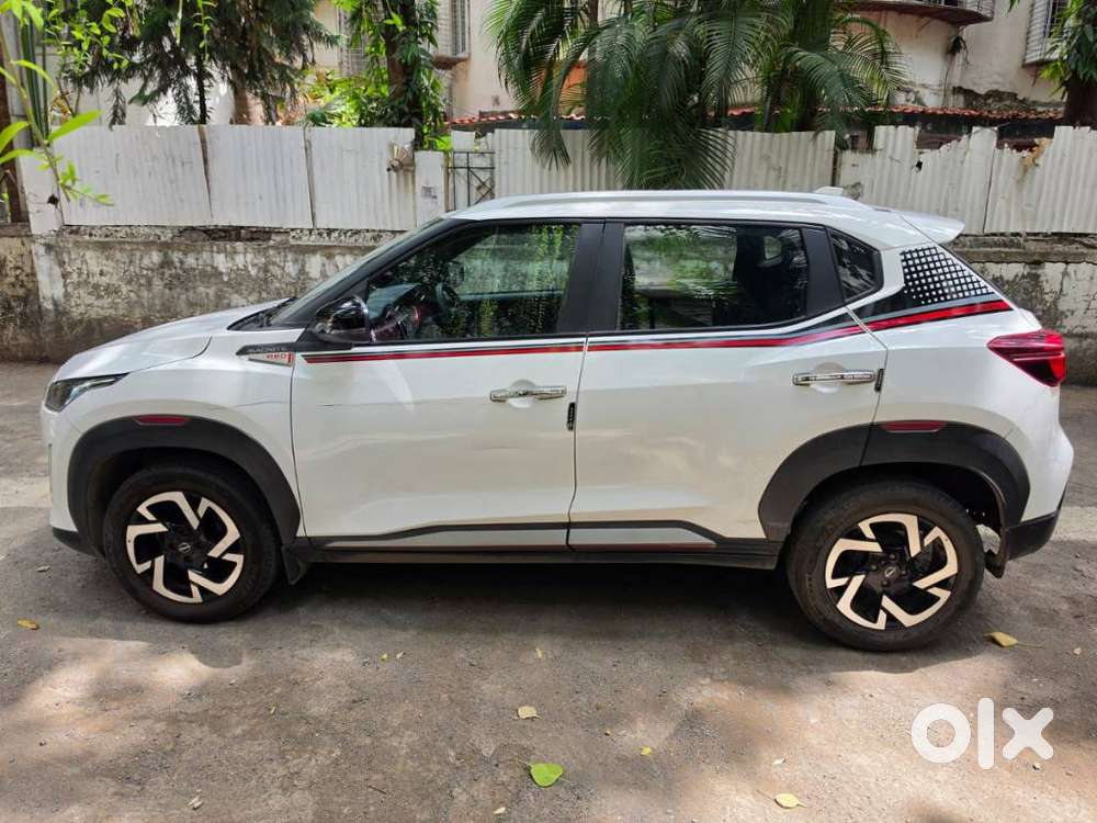Nissan Magnite Xv Turbo Cvt Red Edition, 2022, Petrol