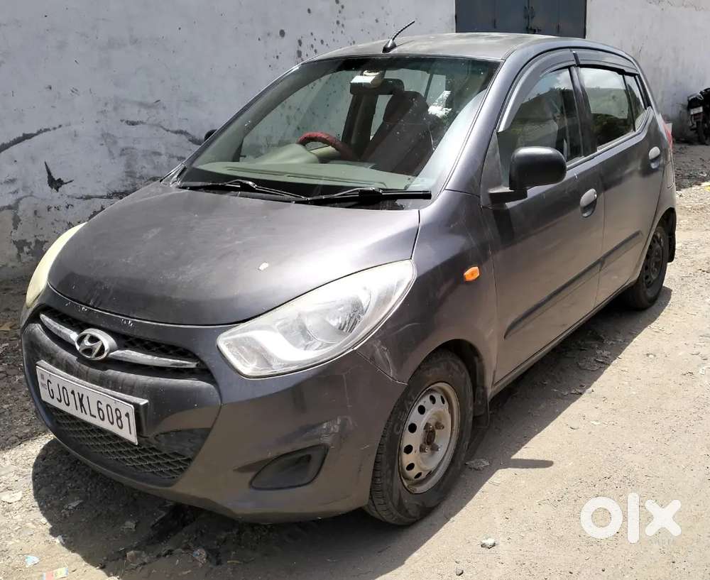 Hyundai I10 2011 Cng & Petrol Well Maintained