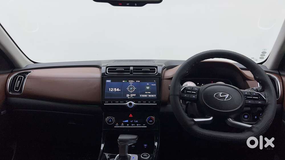 Hyundai Alcazar Signature (o) 6 Str 1.5 Petrol Dct, 2023, Petrol