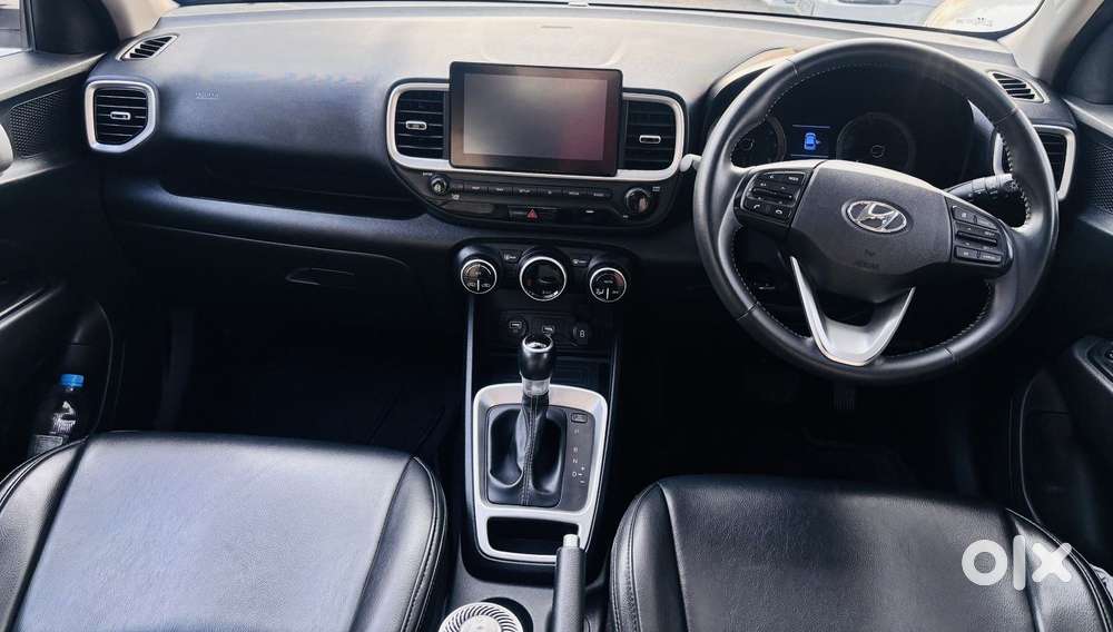 Hyundai Venue 1.0 Sx (o) Turbo Dct Dual Tone, 2019, Petrol