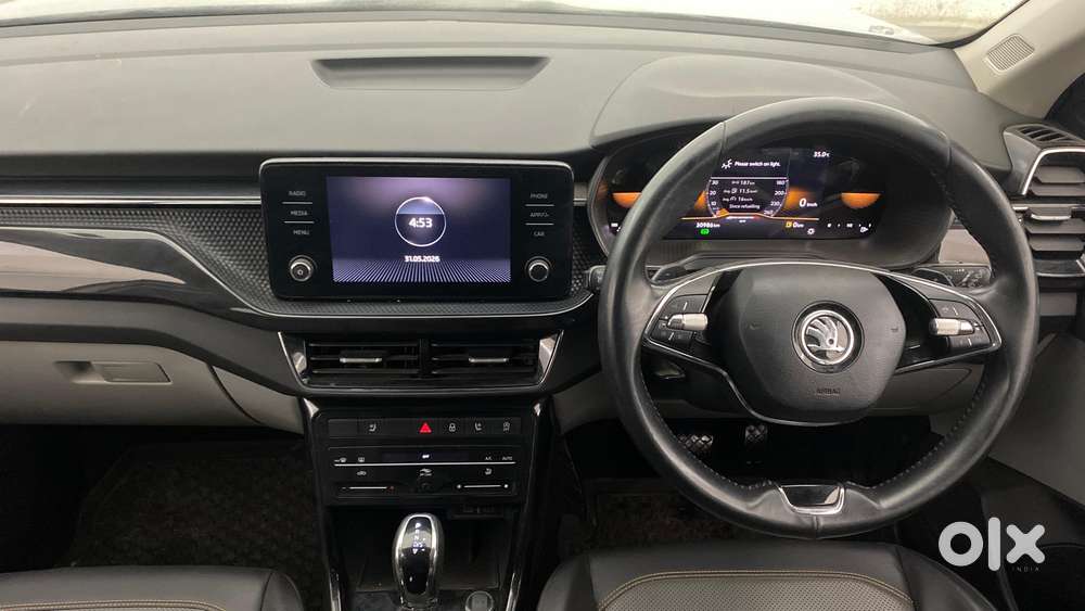 Skoda Kushaq Style 1.0l Tsi At, 2023, Petrol