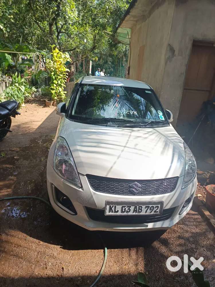 Maruti Suzuki Swift 2016 Petrol 128000 Km Driven