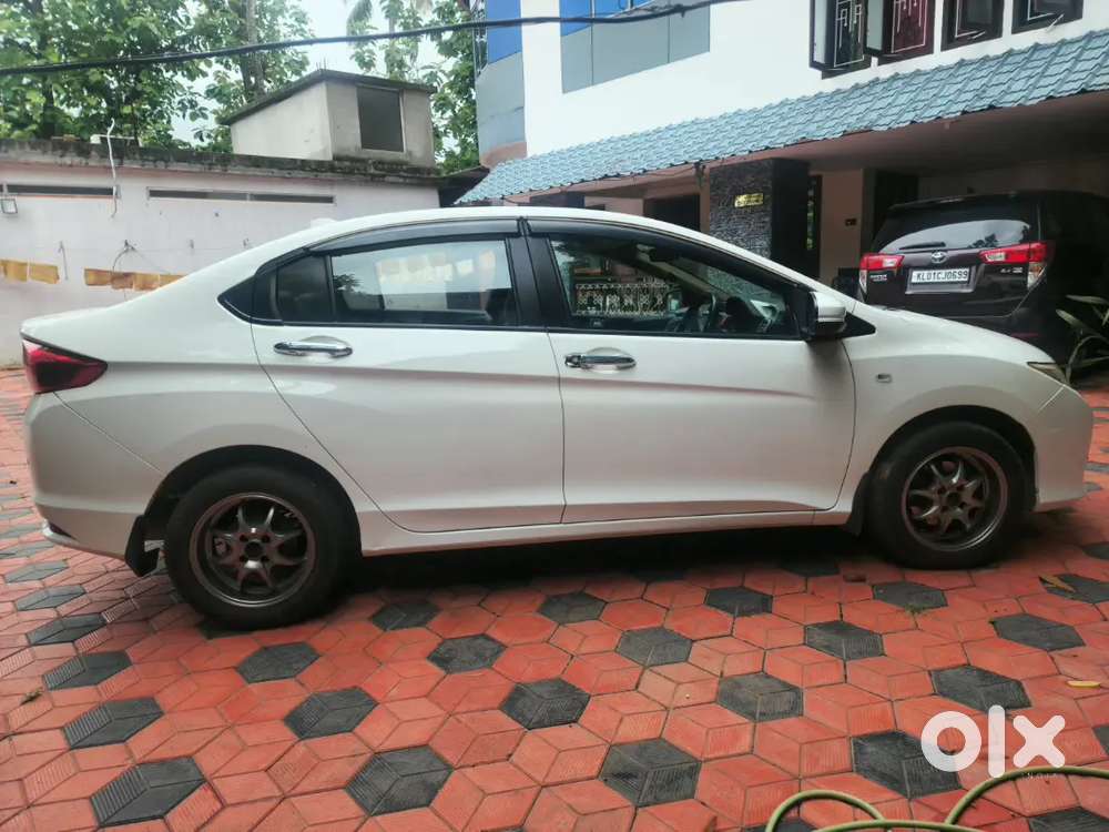 Honda City 2015 Diesel Well Maintained
