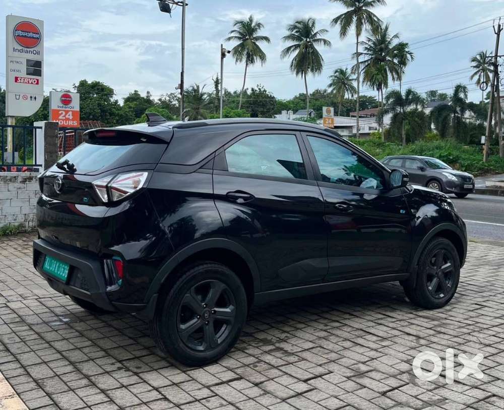 Tata Nexon 1.2 Revotron Xz Plus Premium Dark Edition, 2022, Electric