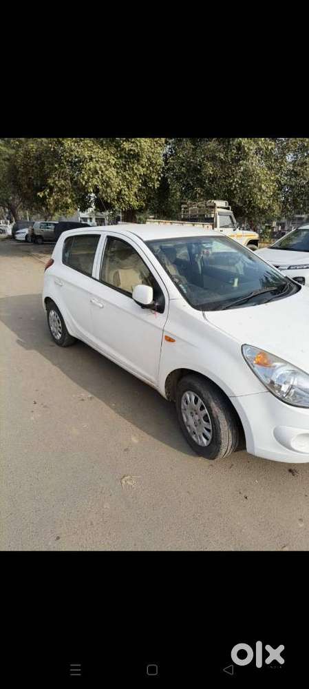 Hyundai I20 2010-2012 1.4 Crdi Magna, 2011, Petrol