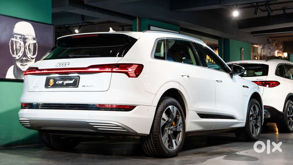 Audi Q8 E-tron 55, 2021, Electric
