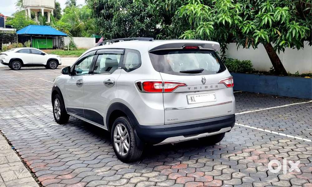 Renault Triber Rxz Easy-r Amt, 2021, Petrol