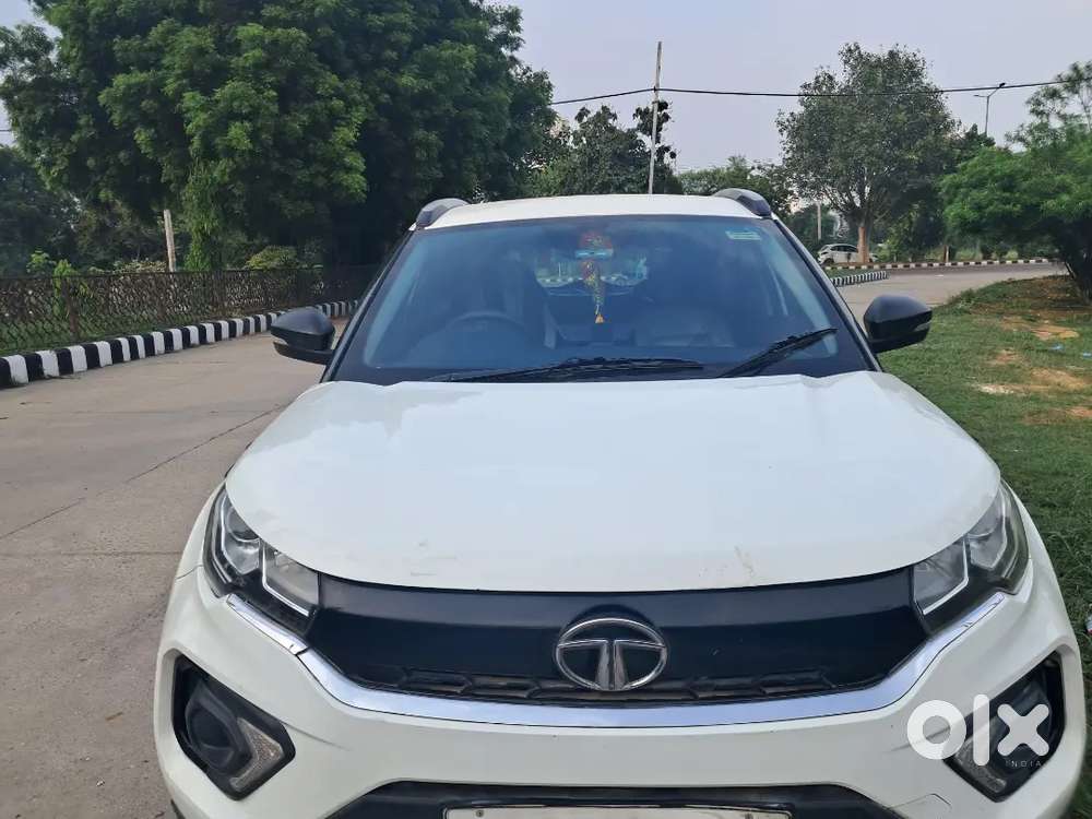 Tata Nexon 1.5 Diesel 30 Decmber 2020  1st Owner  75000 K.m. Dl Ragist